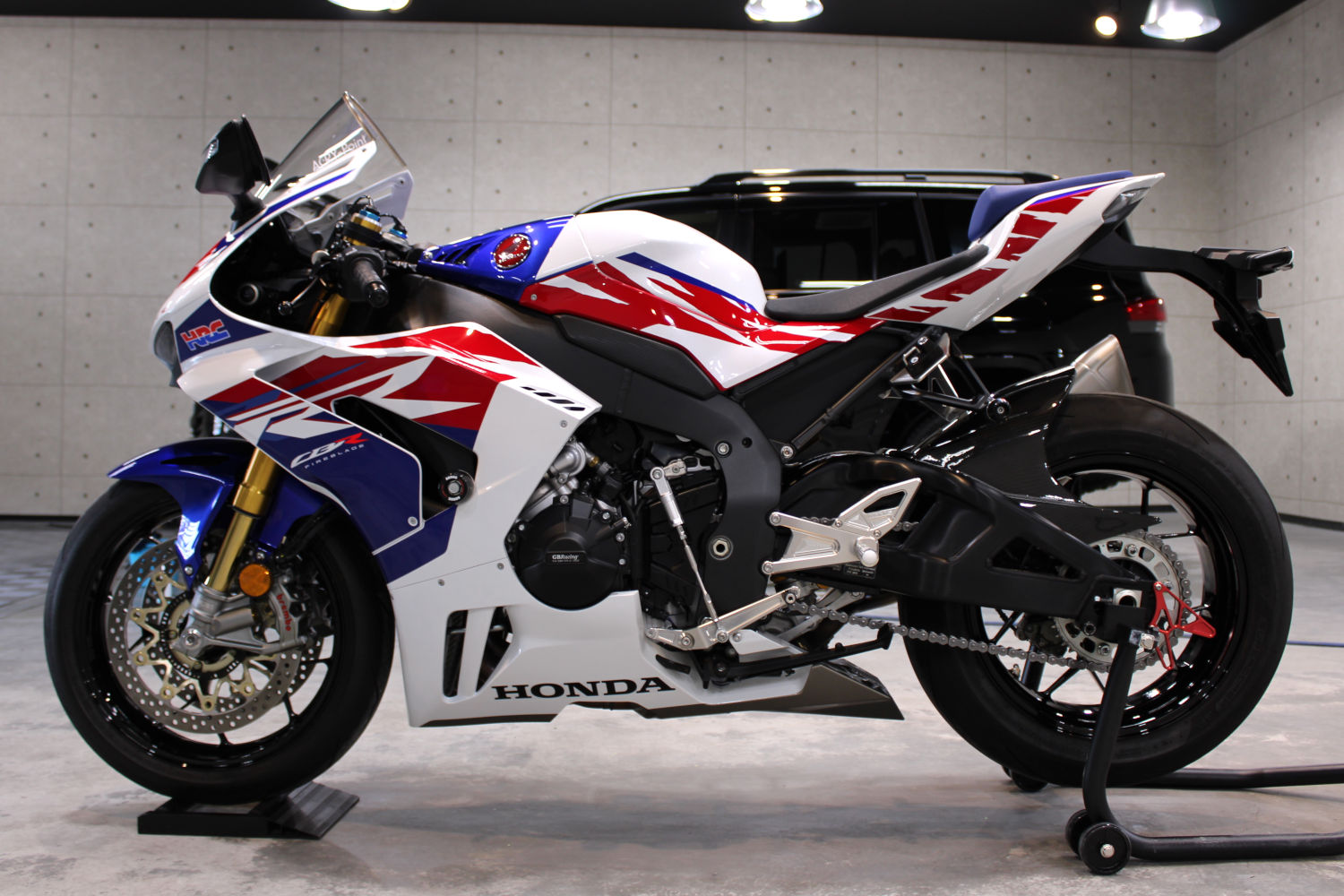 cbr1000-5.jpg