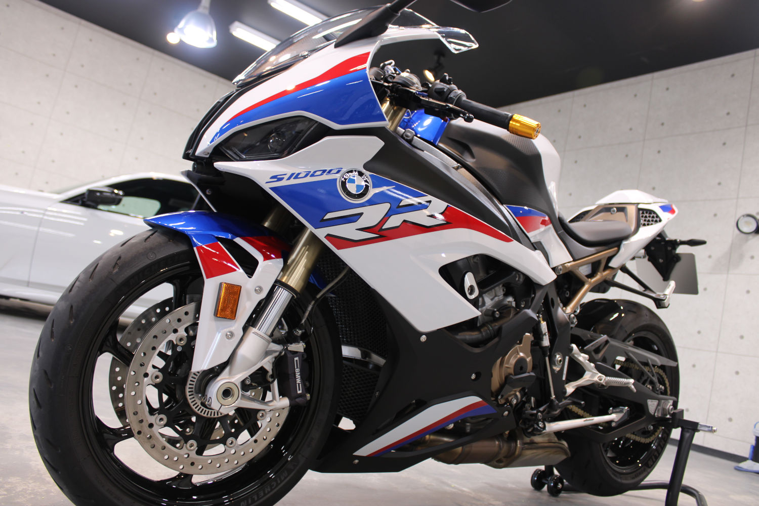 s1000rr-2.jpg