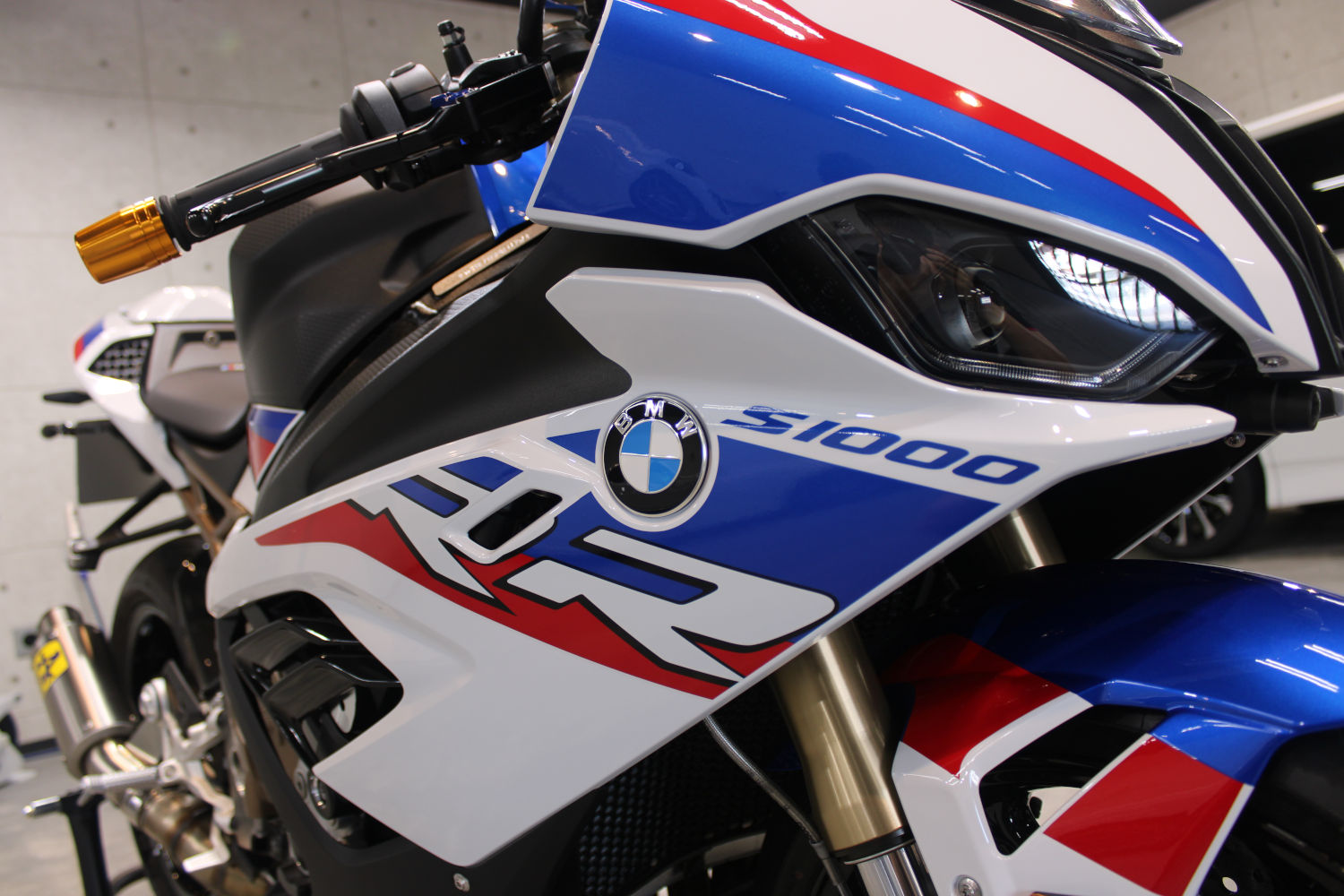 s1000rr-5.jpg