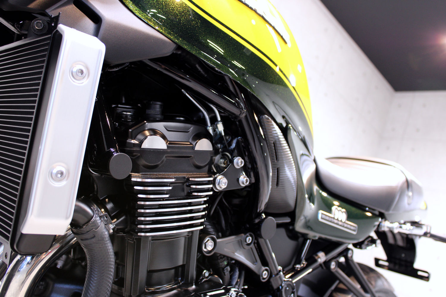 z900rs-11.jpg